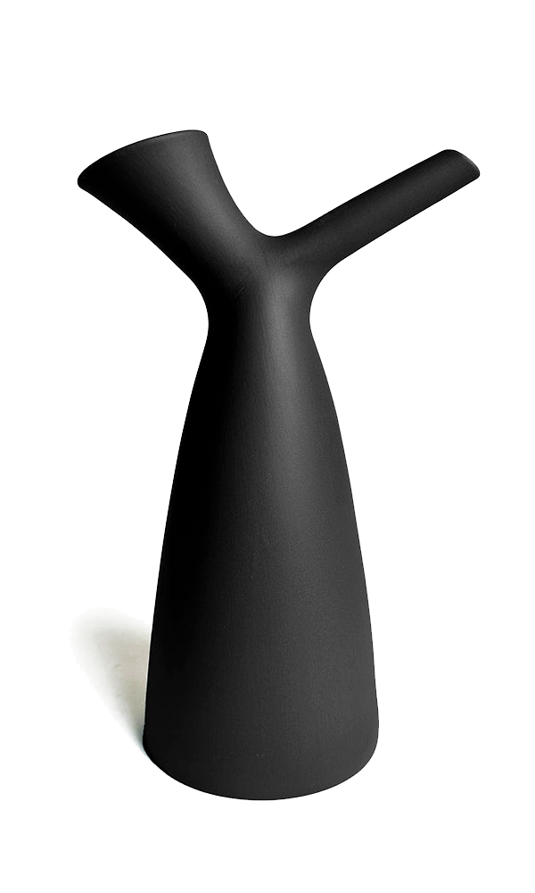 jessie watering jug in black, product image