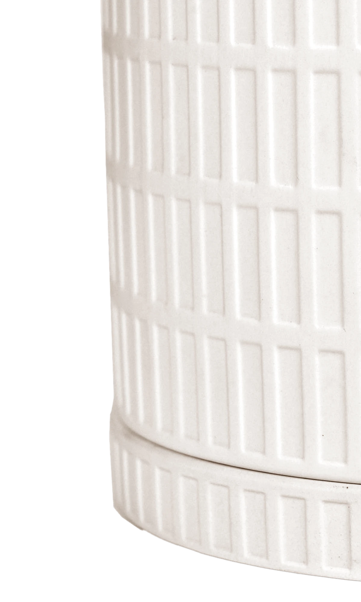 Close-up of the Chive Virago A large white porcelain pot showing the detachable saucer.