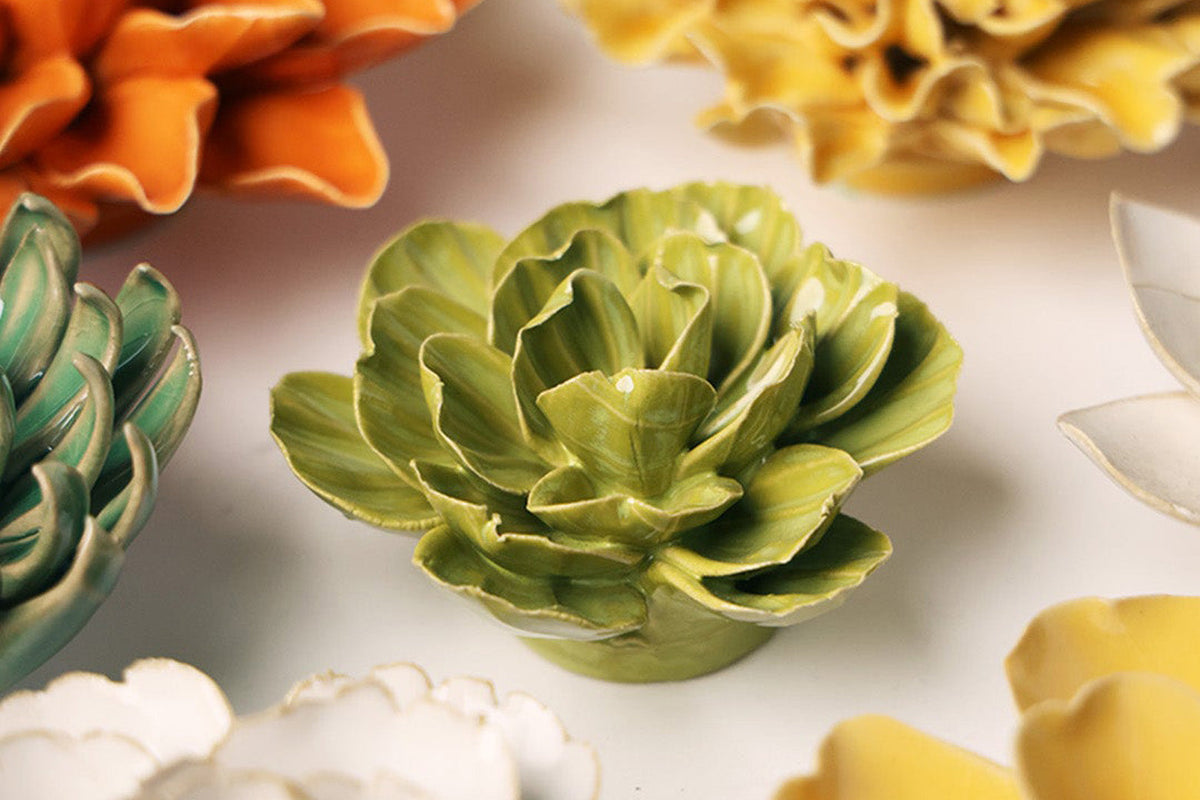 February birth flower: the primrose in handmade ceramic - Chive Studio