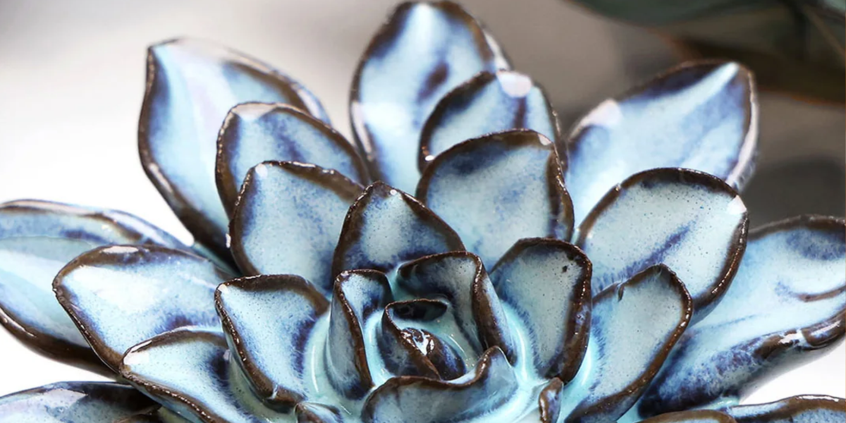 September birth flower: the aster in handmade ceramic - Chive Studio