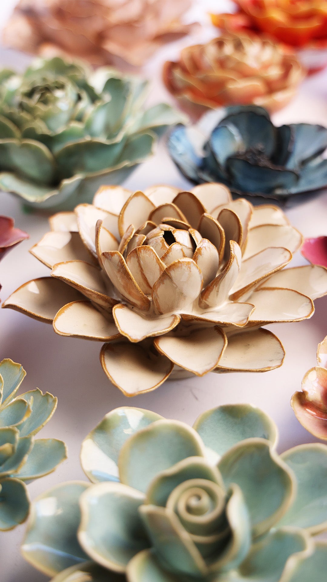 Oatmeal Starbrite Water Lily - Chive Ceramics Studio - Ceramic Flowers - Chive Ceramics Studio